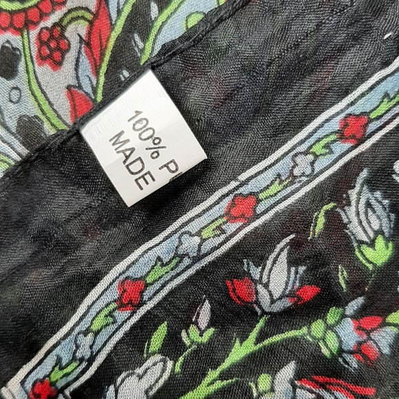 100% Silk Scarf Made and bought in India - Picture 4 of 5